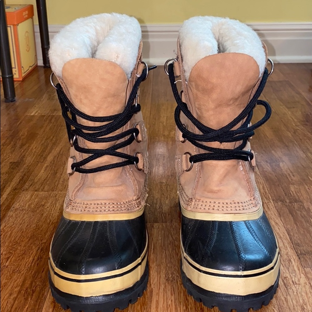Vintage Caribou Shearling Sorel Snow/Rain Boot
